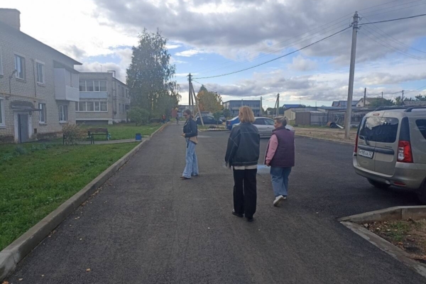 В Суземке благоустроили две дворовые территории