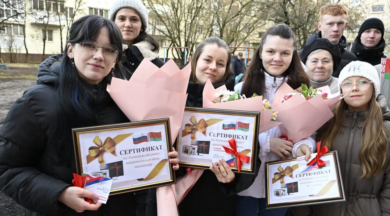 Памятный день для детей-сирот: ключи от новых квартир вручили в Брянске