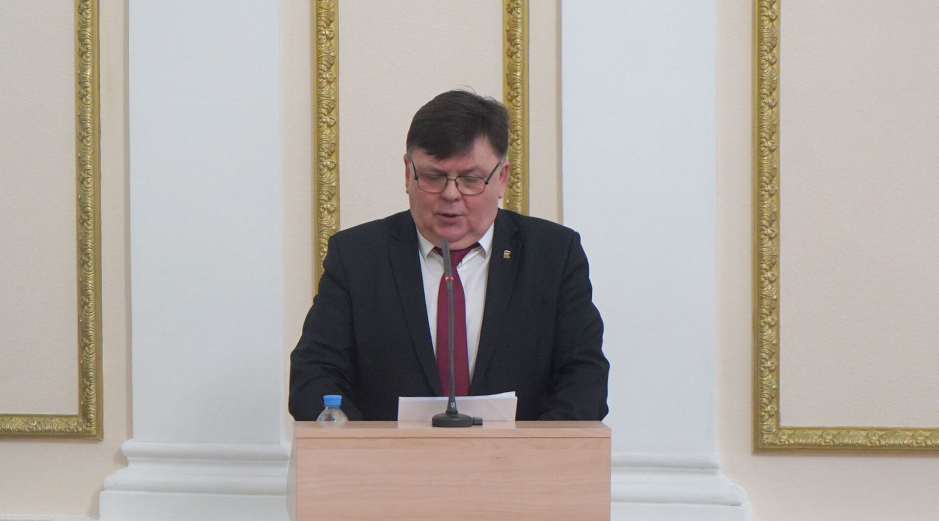 Согласованы дополнительные меры поддержки детей-сирот в Брянской области