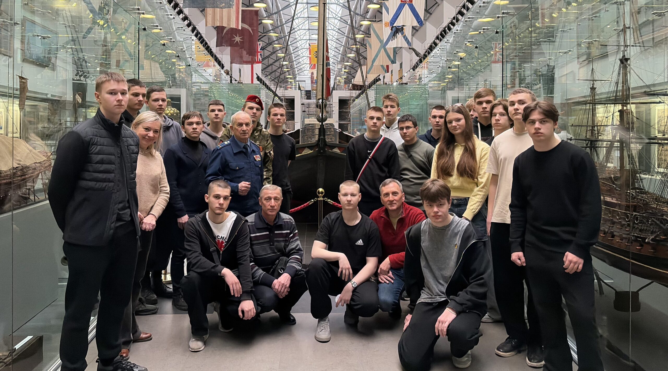 Курсанты брянского клуба «Резерв» побывали в легендарной военно-морской академии