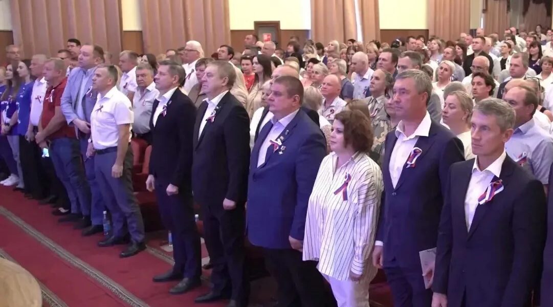 В Клинцах Егор Ковальчук встретился с секретарями первичек Брянского реготделения «Единой России»