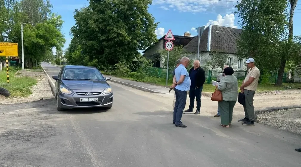 В Брянске завершен капремонт автодороги по улице Окружной