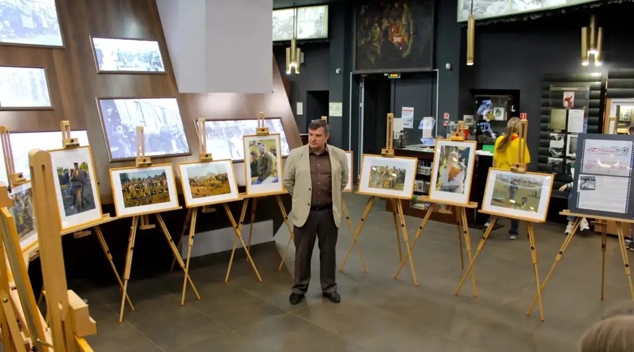В Музее партизанского движения открылась персональная выставка фотохудожника Сергея Зятикова