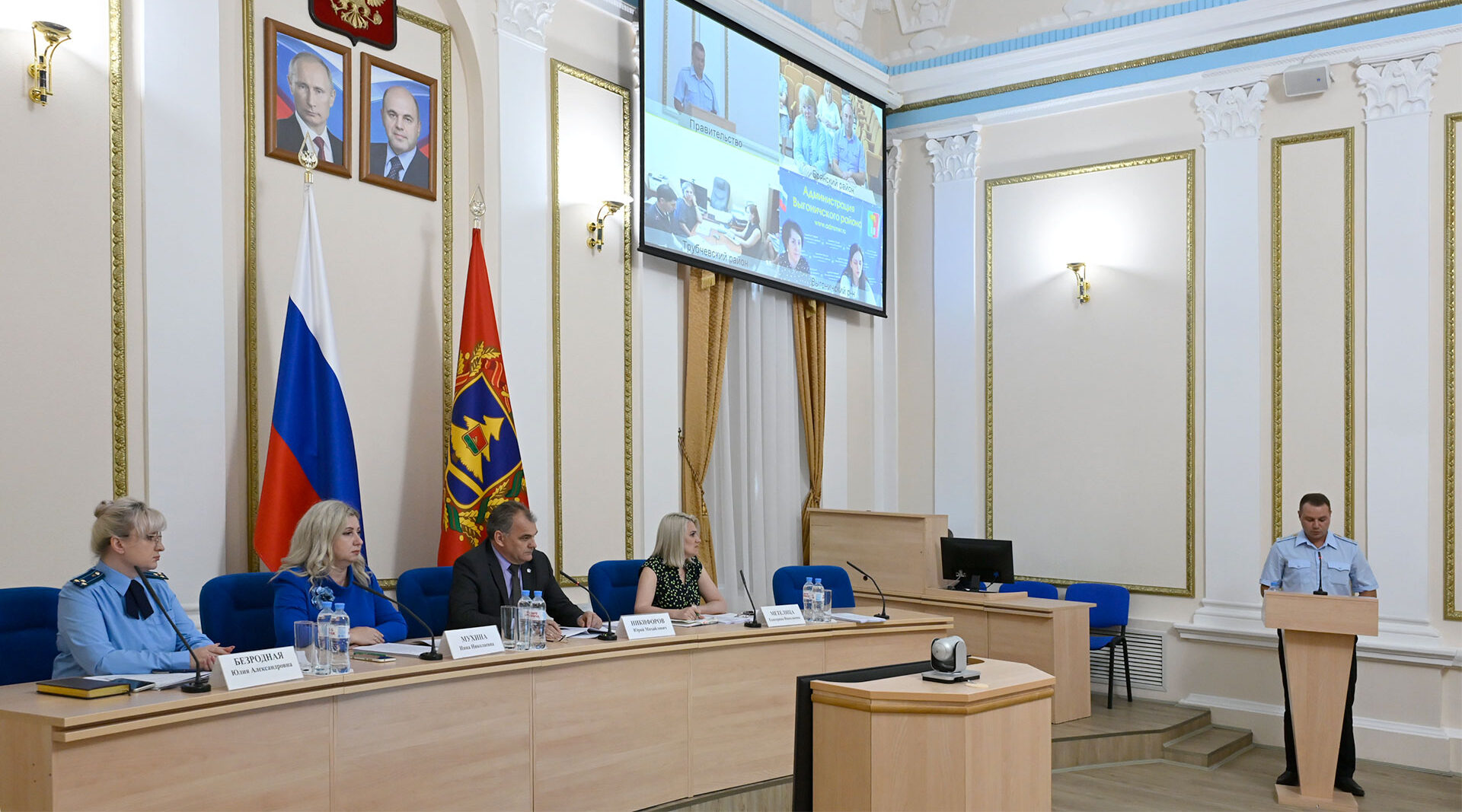 В Правительстве Брянской области обсудили вопросы обеспечения детской безопасности в летний период