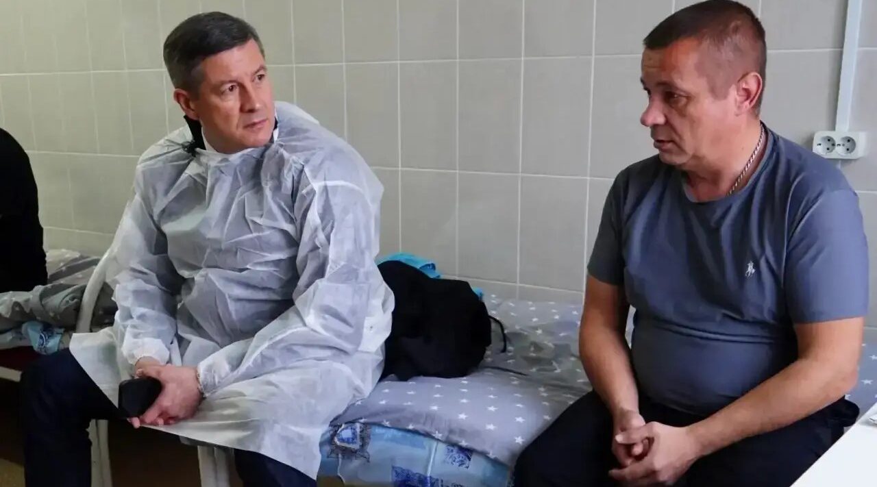 Губернатор Брянской области навестил пострадавших при атаке на автобус Москва — Новозыбков