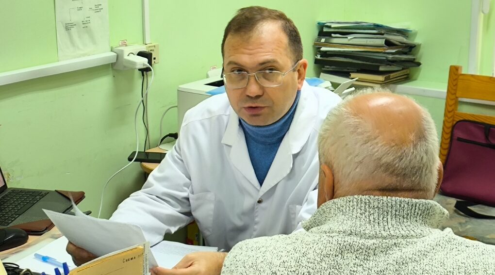 Врачи НМИЦ им. А.Н. Бакулева проконсультировали 60 пациентов в Брянском кардиодиспансере
